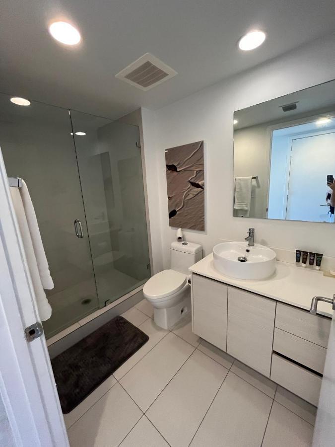 2BD 2BA Condo @Beachwalk Resort W/Pool Hallandale Beach Exterior foto